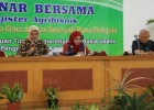 MEMBENTUK MOU DAN FORUM AGRIBISNIS DAN EKONOMI PERTANIAN SE SUMATERA & MALAYSIA  SERTA SEMINAR KERJASAMA PERGURUAN TINGGI, PEMERINTAH, DAN DUNIA USAHA DALAM PENGEMBANGAN AGRIBISNIS PADA 20-22 SEPTEMBER 2012 DI FAKULTAS PERTANIAN UNIVERSITAS SUMATERA